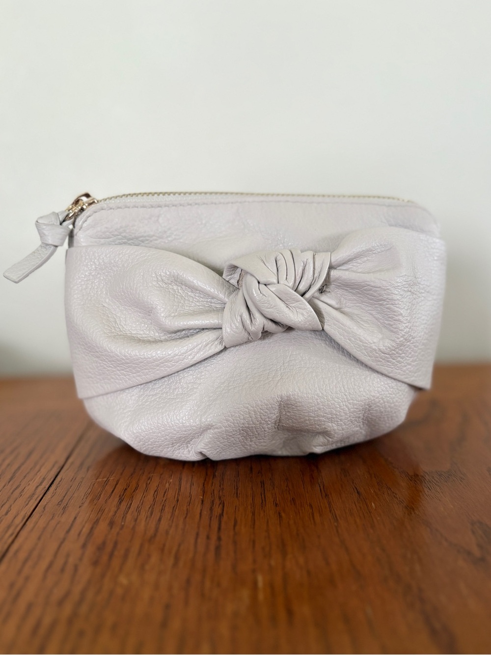 ANTONIO MELANI Cream Leather Knot Bow Clutch Bag